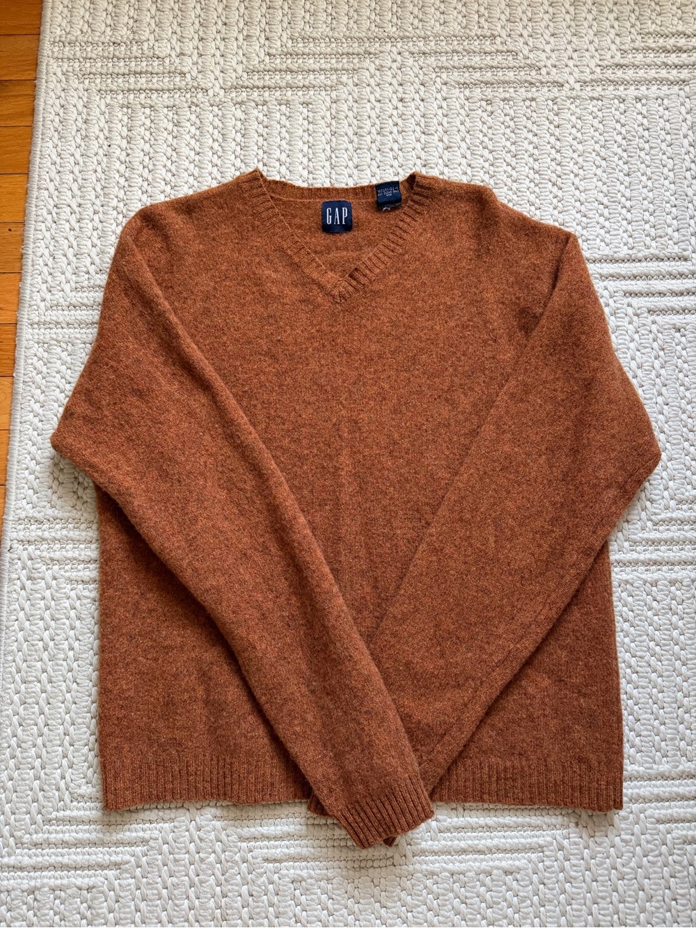 GAP V-Neck Wool Sweater in Rust Brown